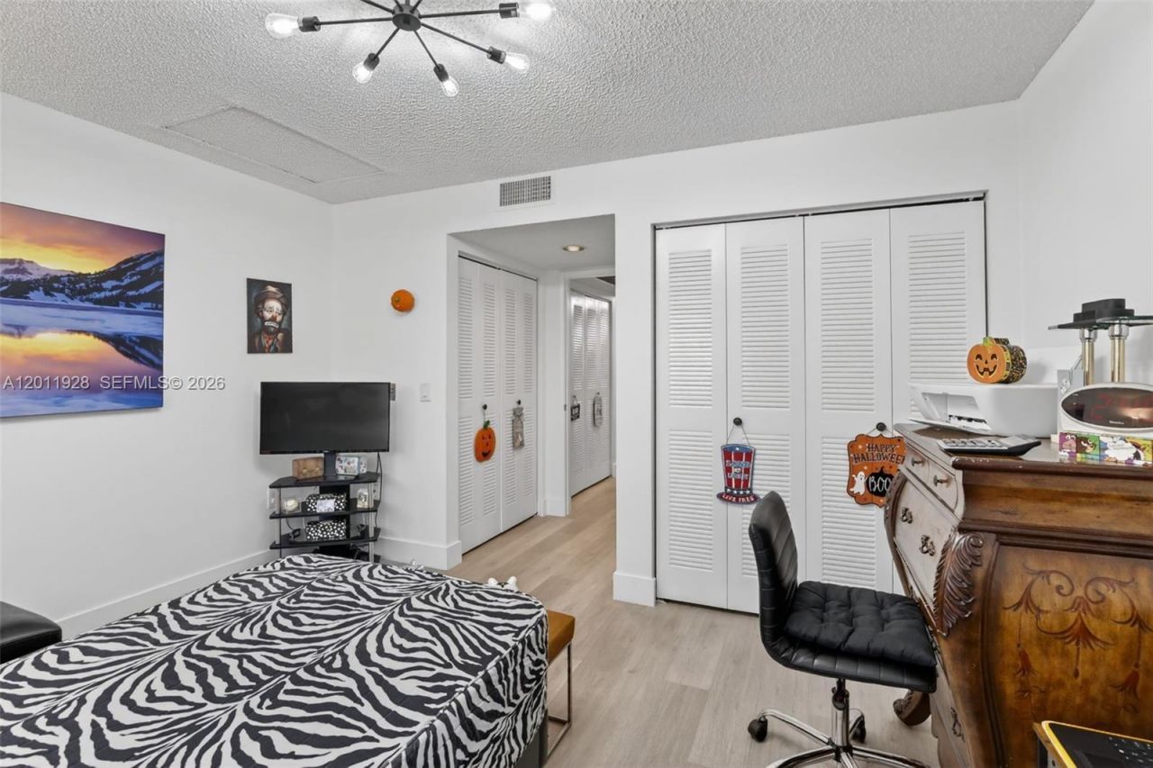 800 SW 137th Ave, Unit 411G, Pembroke Pines, FL 33027 Photo