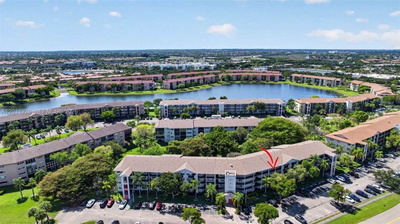 800 SW 137th Ave, Unit 411G, Pembroke Pines, FL 33027 Photo