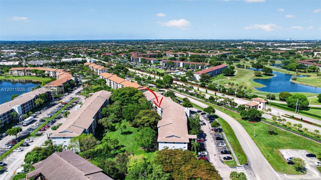 800 SW 137th Ave, Unit 411G, Pembroke Pines, FL 33027 Photo