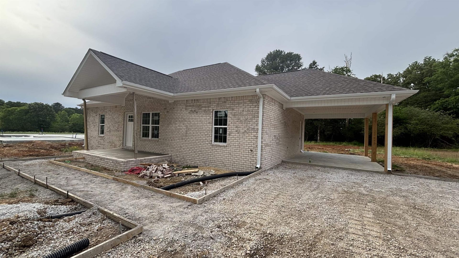 2686 Co Rd 277, Florence, AL 35633 Main Photo