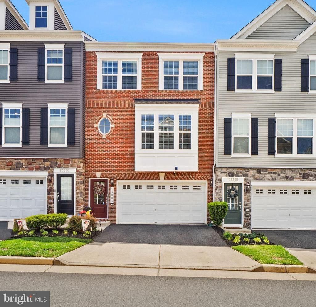 13803 Litespeed Way, Gainesville, VA 20155 Main Photo