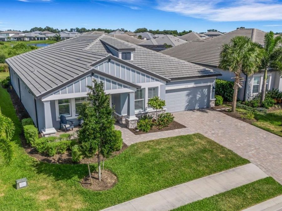 Property Image 100
