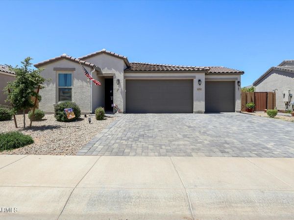 1352 N LARAT Lane, Coolidge, AZ 85128