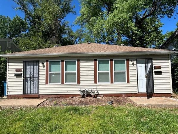 6133 Washington Avenue, Berkeley, MO 63134