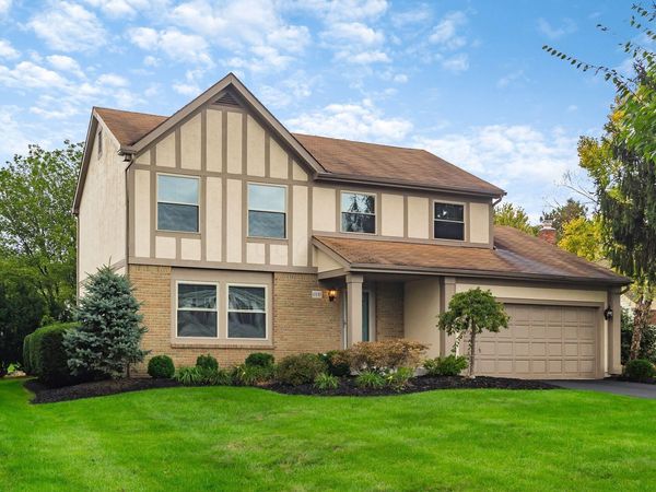 6881 Erie Court, Dublin, OH 43017