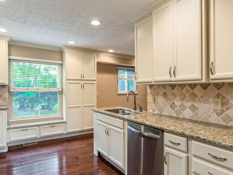 6881 Erie Court, Dublin, OH 43017 Photo 12