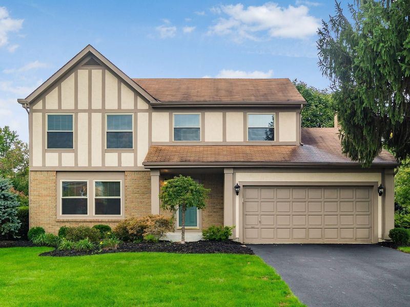 6881 Erie Court, Dublin, OH 43017 Photo 2