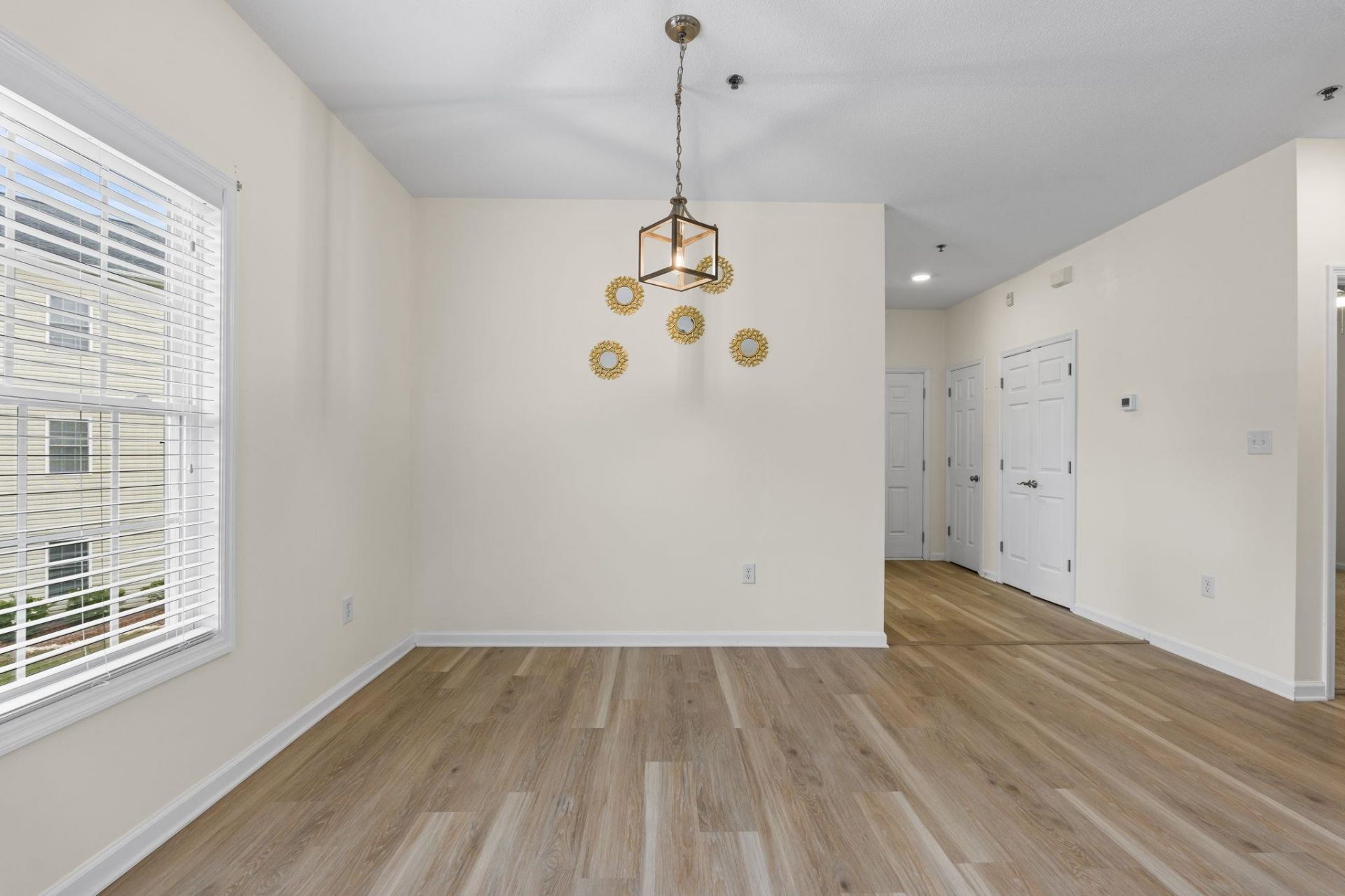 2070 Cross Gate Blvd. Photo 16