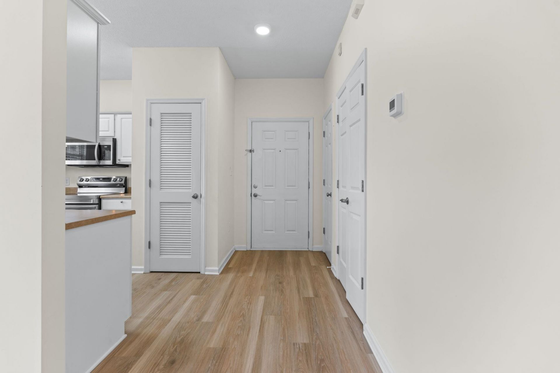 2070 Cross Gate Blvd. Photo 32