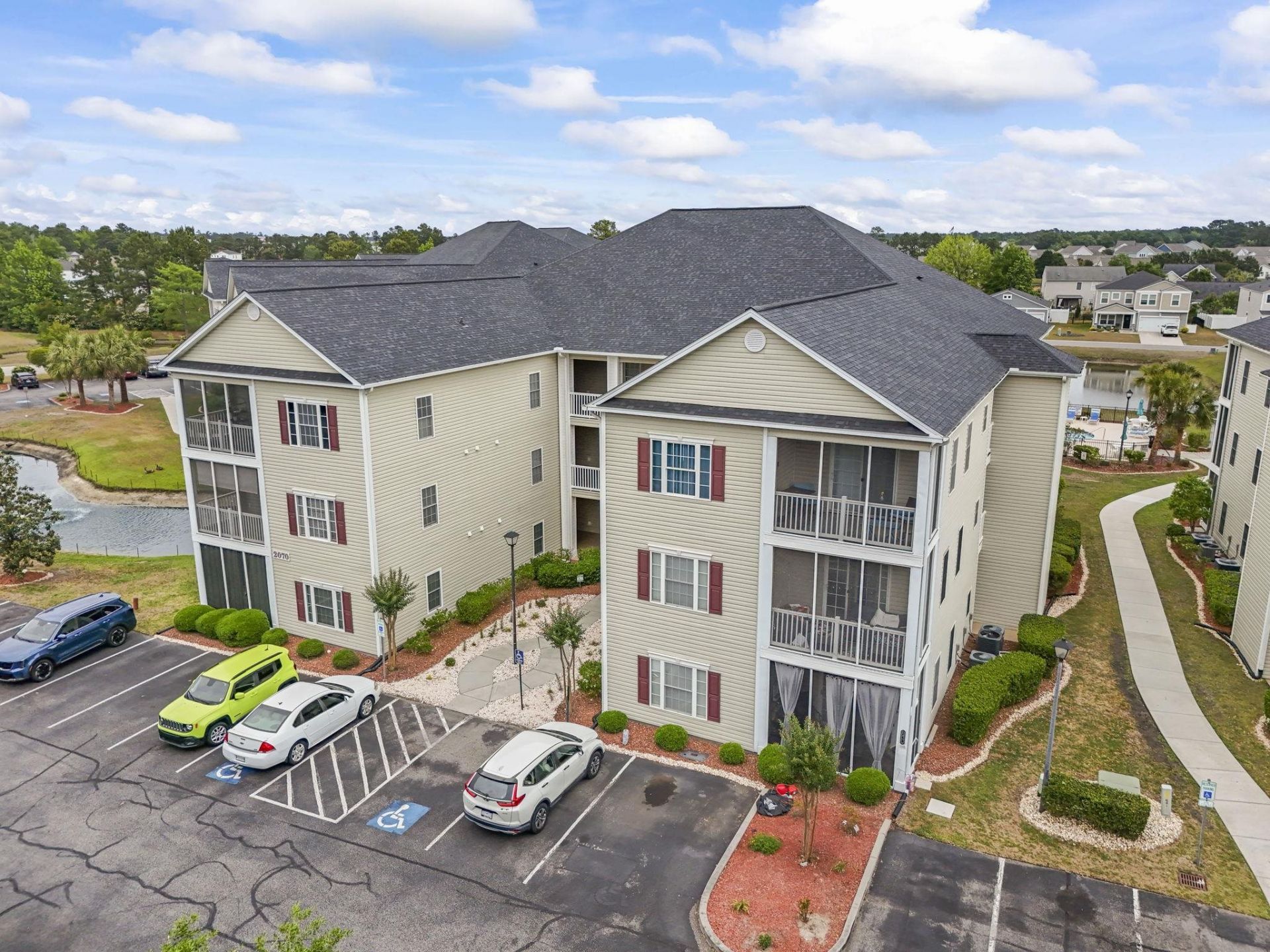 2070 Cross Gate Blvd. Photo 41