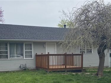 3708 NE 43rd Street, Kansas City, MO 64117