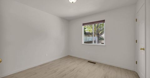 4065 Kings Row, Reno, NV 89503 Photo
