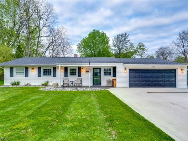 12905 Cherry Lane , Chesterland, OH 44026