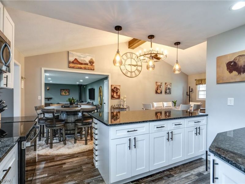12905 Cherry Lane, Chesterland, OH 44026 Photo 6