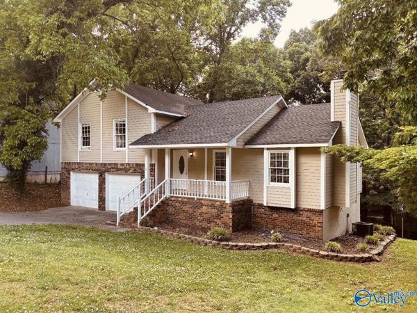 209 Evalyn Street, Madison, AL 35758