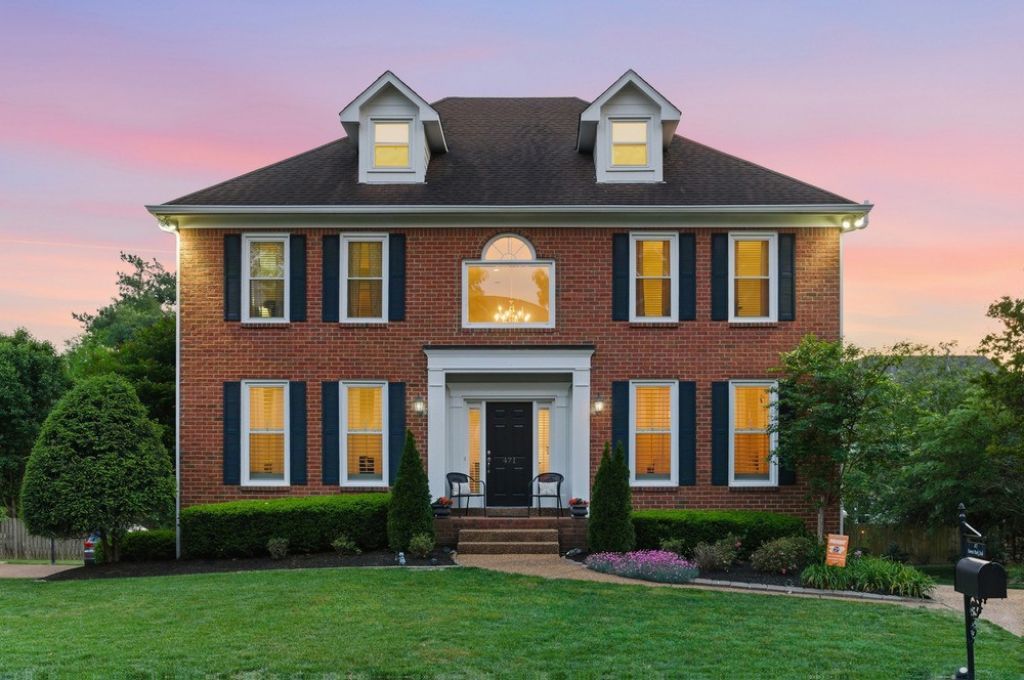 471 Forrest Park Cir, Franklin, TN 37064 Main Photo