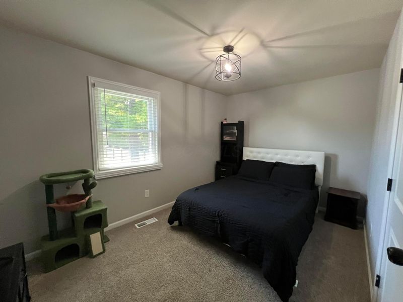 7035 London Groveport Road, Grove City, OH 43123 Photo 12