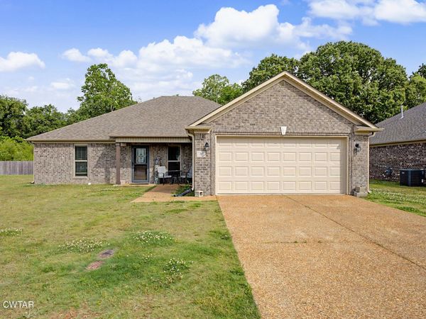 36 Jackson Creek Drive , Jackson, TN 38305
