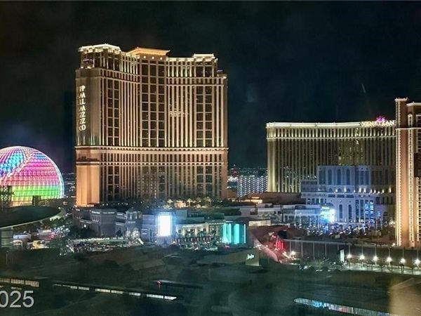 2000 N Fashion Show Drive, Unit 3818, Las Vegas, NV 89109