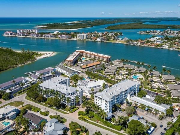 160 Palm ST, Unit 308, MARCO ISLAND, FL 34145