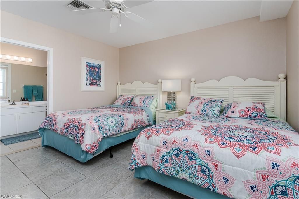 160 Palm St, Unit 308, Marco Island, FL 34145 Photo