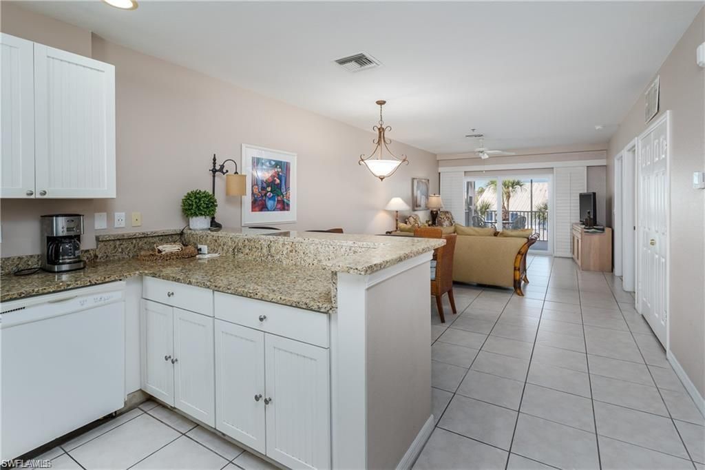 160 Palm St, Unit 308, Marco Island, FL 34145 Photo