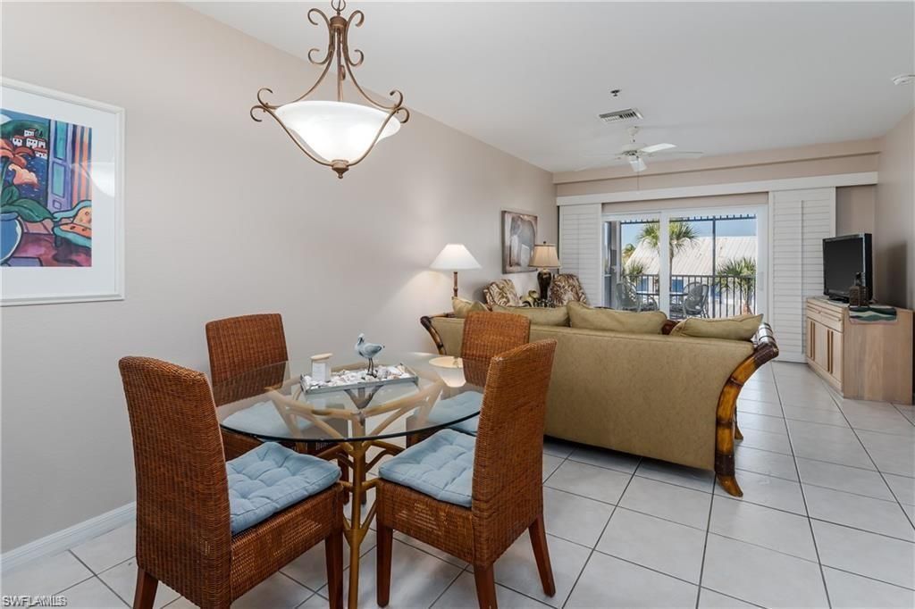 160 Palm St, Unit 308, Marco Island, FL 34145 Photo