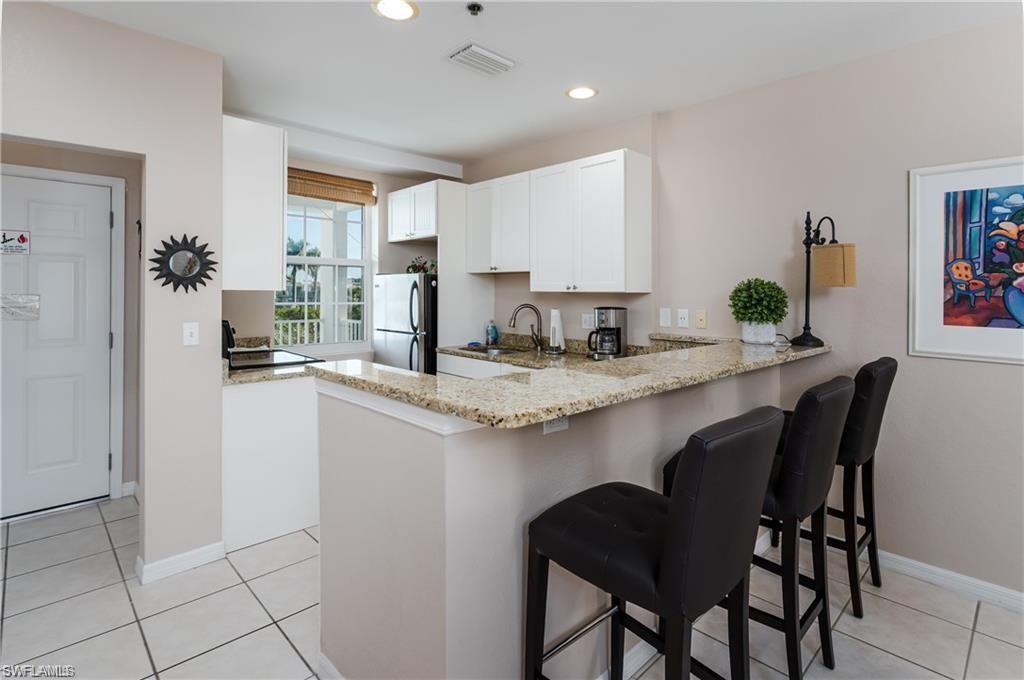 160 Palm St, Unit 308, Marco Island, FL 34145 Photo