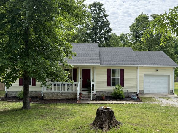 240 Brown Ln , Estill Springs, TN 37330