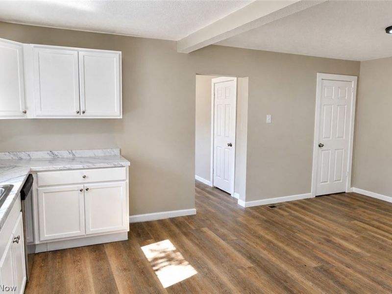 9705 Macon Avenue, Cleveland, OH 44102 Photo 13