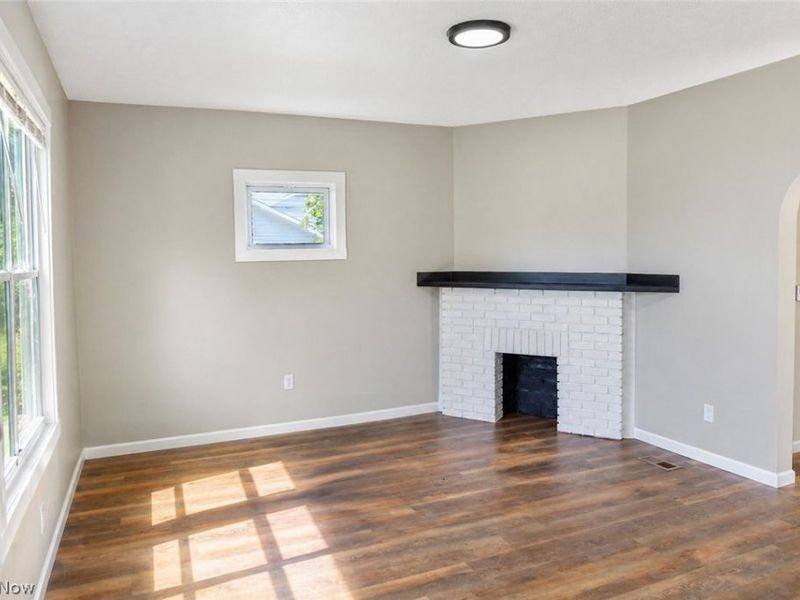9705 Macon Avenue, Cleveland, OH 44102 Photo 2