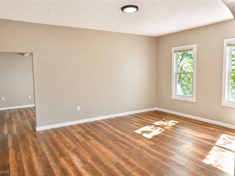 9705 Macon Avenue, Cleveland, OH 44102 Photo 5