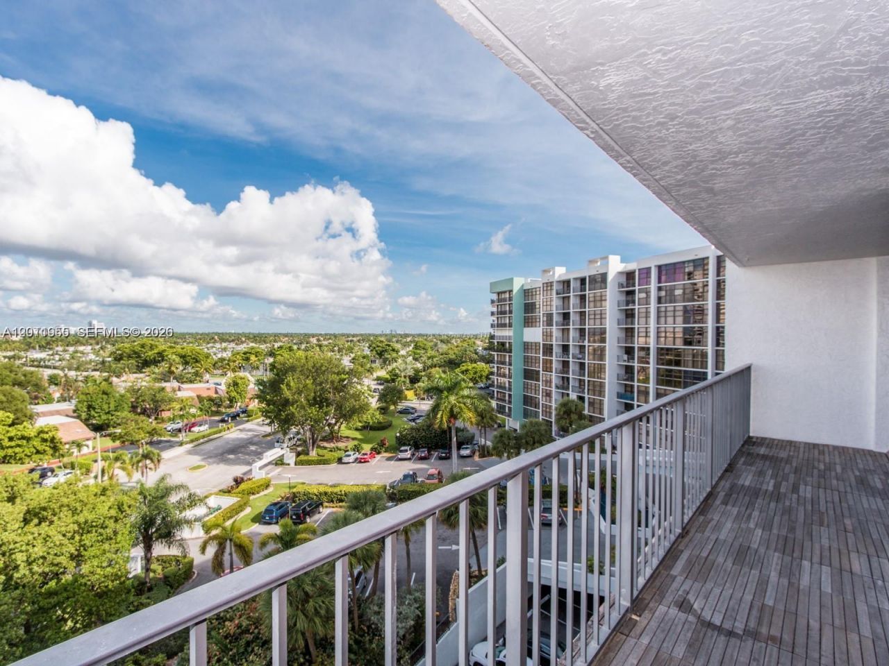 400 Leslie Dr, Unit 831, Hallandale Beach, FL 33009 Photo