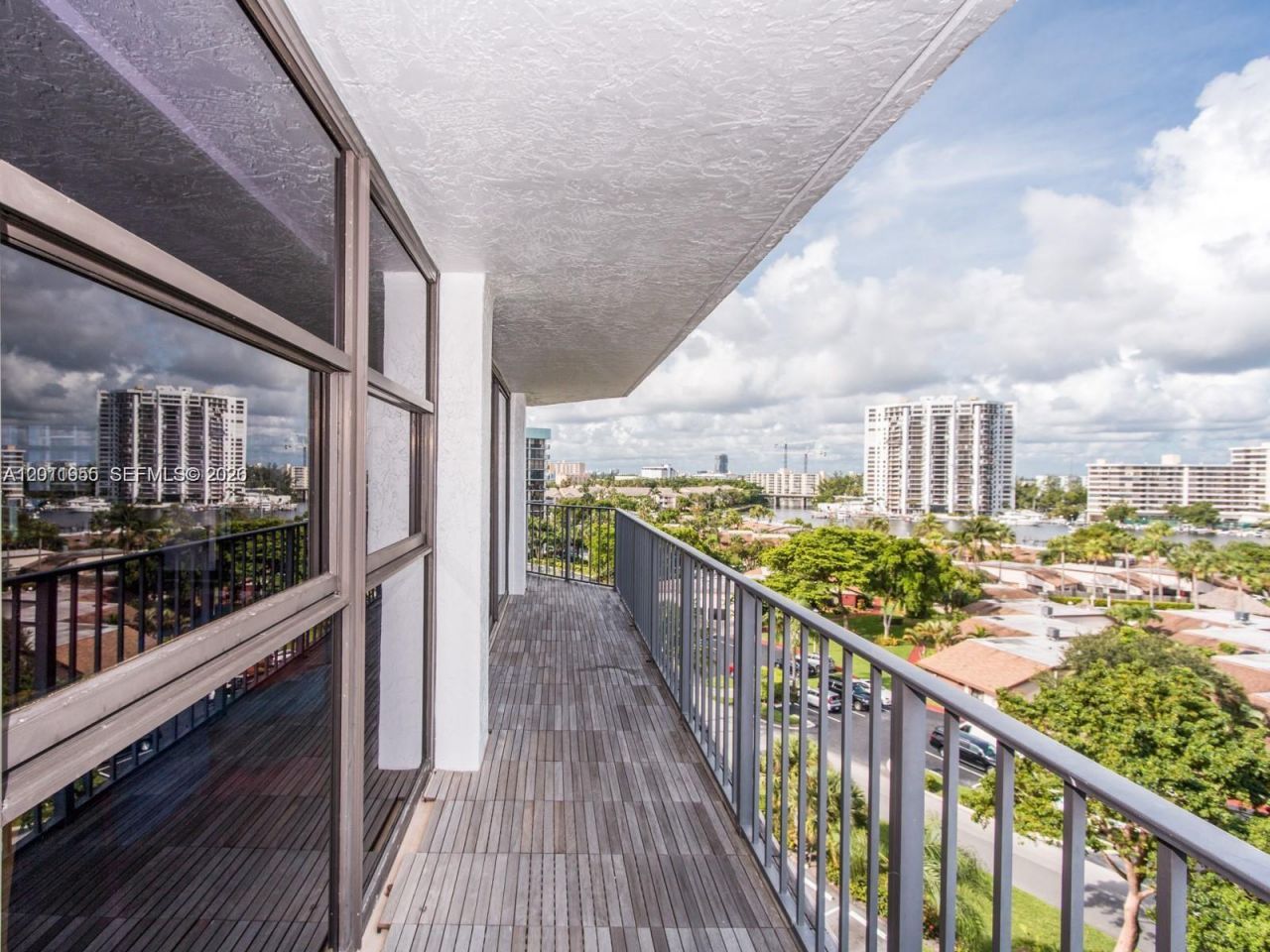 400 Leslie Dr, Unit 831, Hallandale Beach, FL 33009 Photo