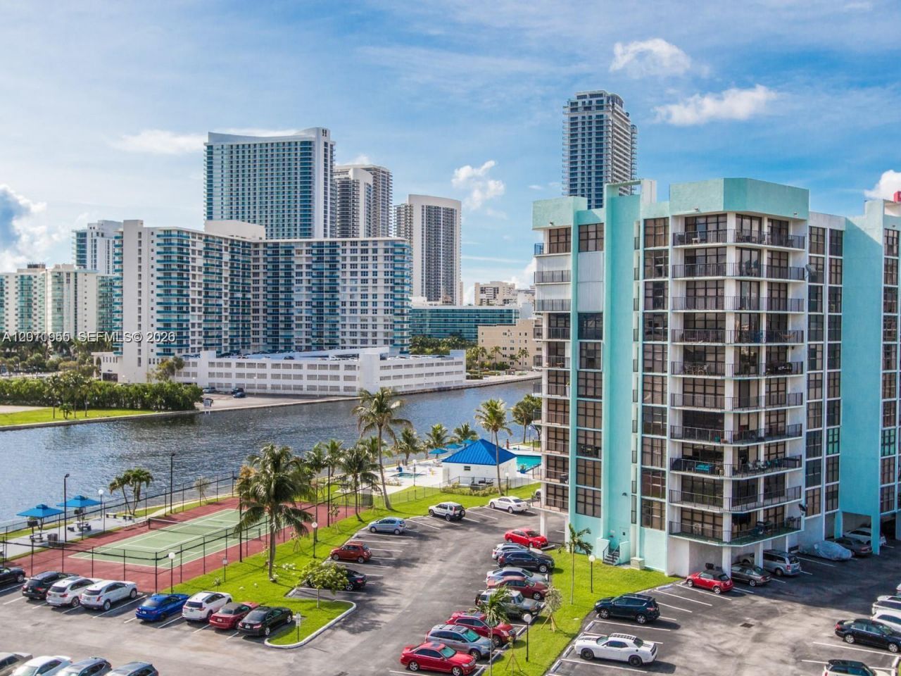 400 Leslie Dr, Unit 831, Hallandale Beach, FL 33009 Photo