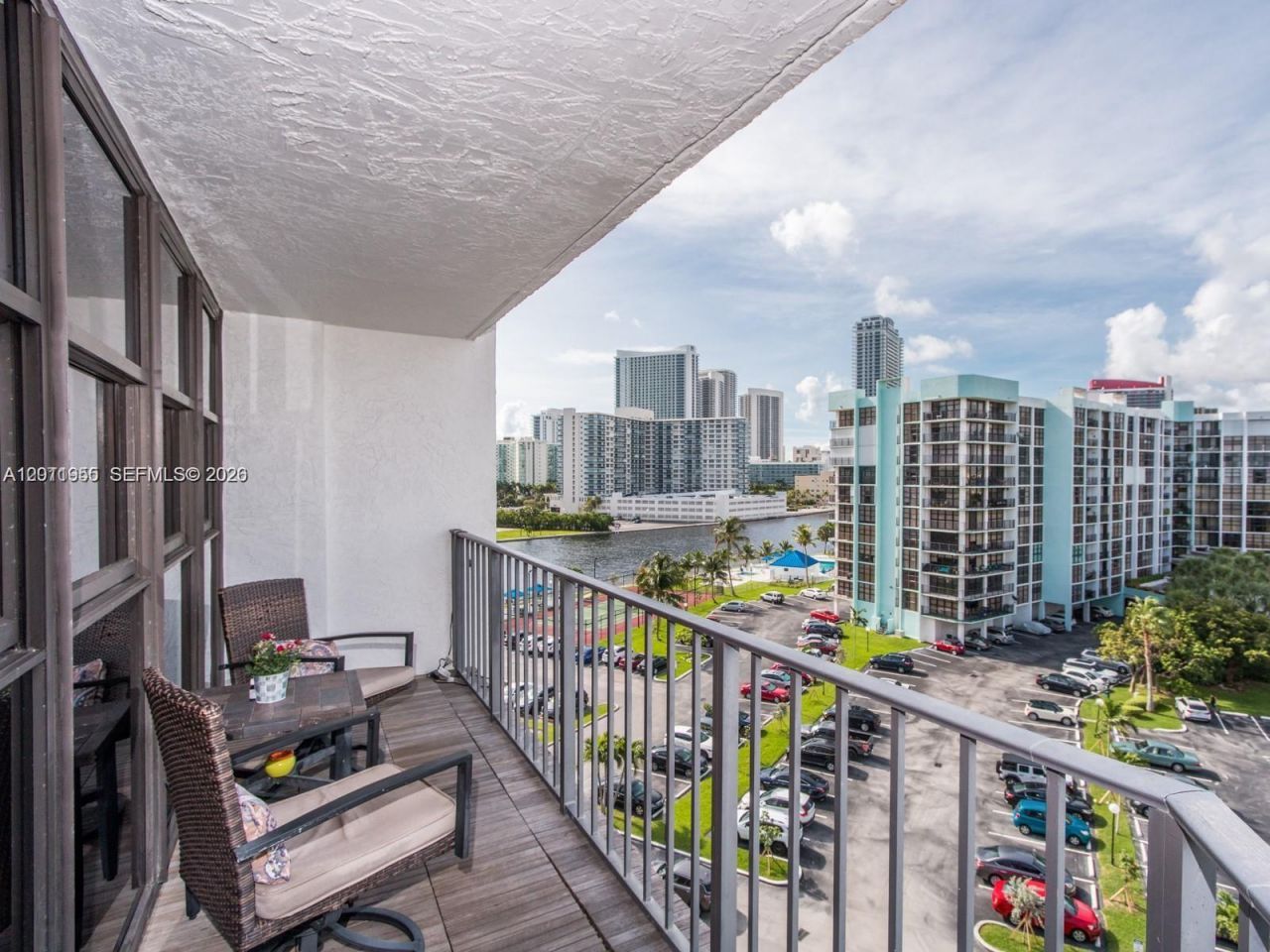 400 Leslie Dr, Unit 831, Hallandale Beach, FL 33009 Photo