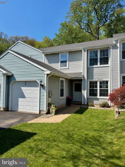 60 CAROUSEL CIRCLE , NEW BRITAIN, PA 18901