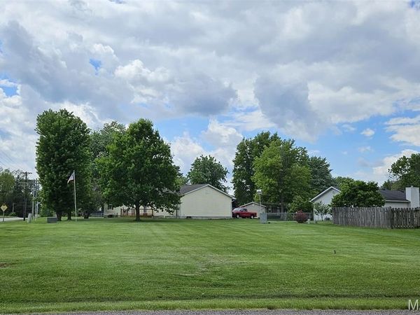 634 Birch Avenue , Edwardsville, IL 62025