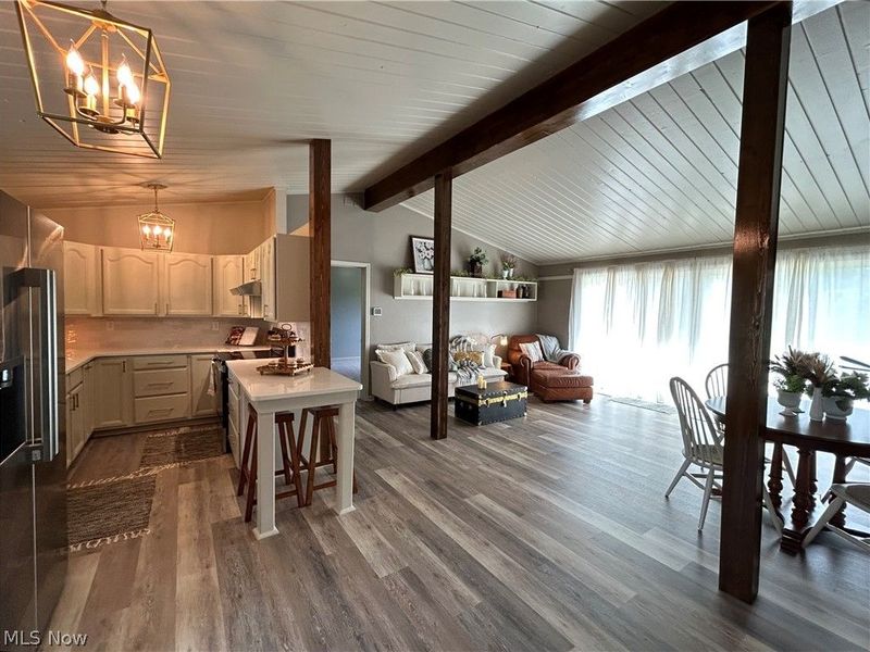 5573 Martin, Vermilion, OH 44089 Photo 2