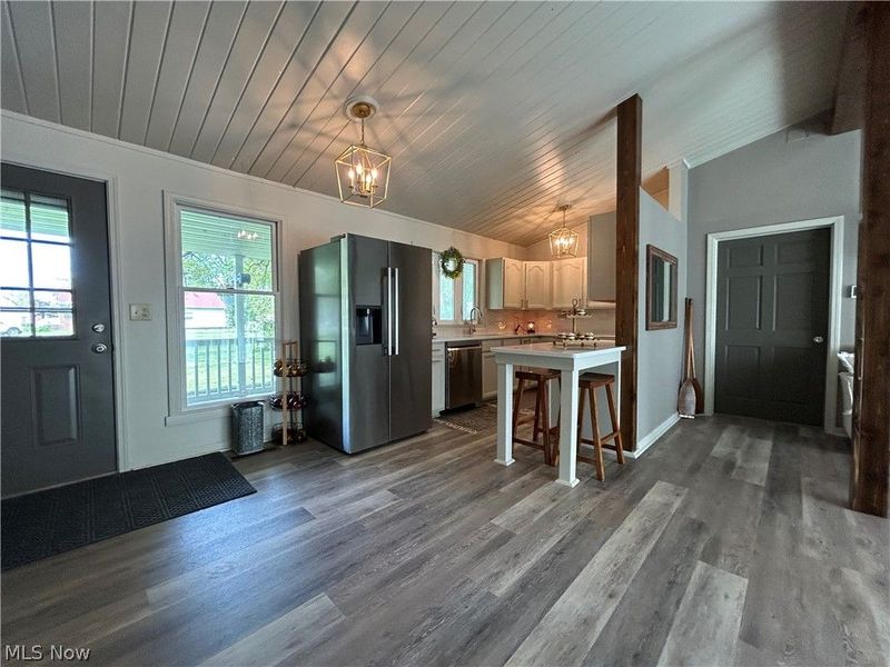 5573 Martin, Vermilion, OH 44089 Photo 4