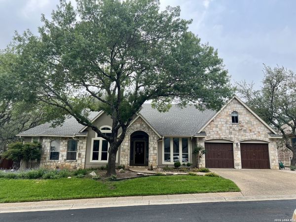 18211 CRYSTAL RIDGE DR, San Antonio, TX 78259