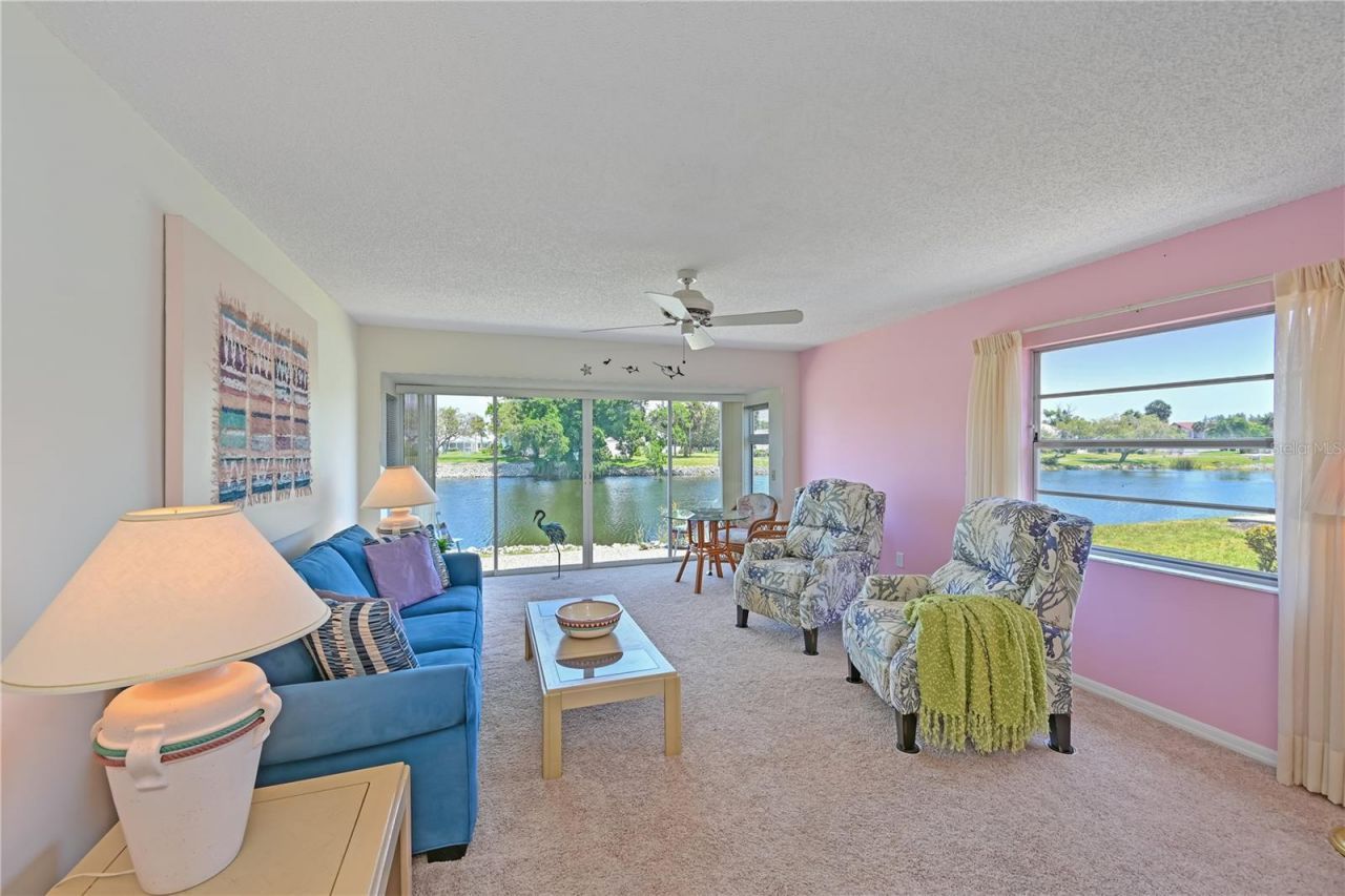 4603 Lexington Circle, Bradenton, FL 34210 Photo