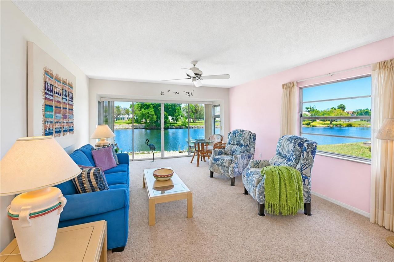 4603 Lexington Circle, Bradenton, FL 34210 Photo