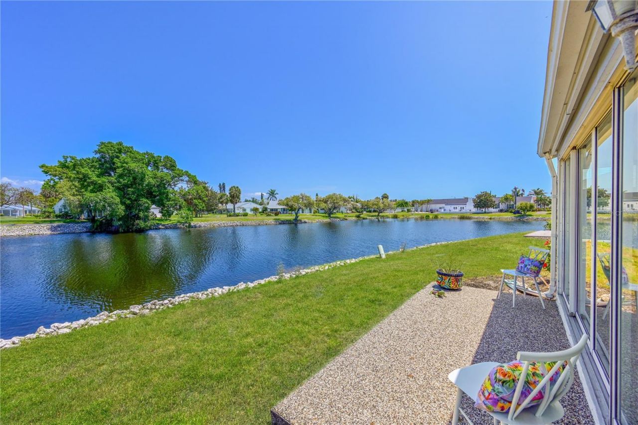 4603 Lexington Circle, Bradenton, FL 34210 Photo