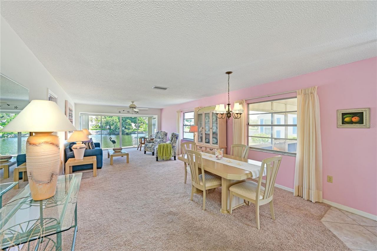 4603 Lexington Circle, Bradenton, FL 34210 Photo