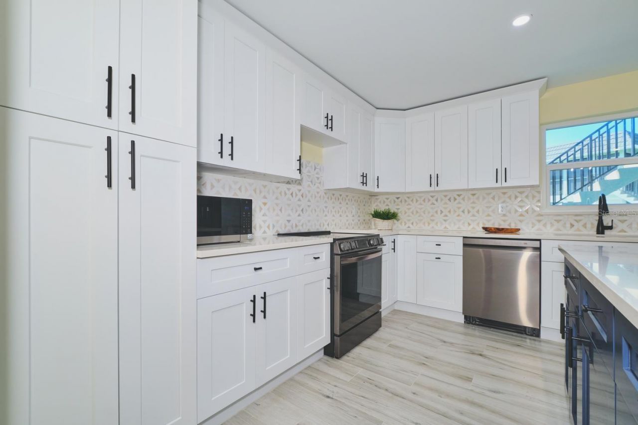 3045 Estero Boulevard, Unit 6A, Fort Myers Beach, FL 33931 Photo
