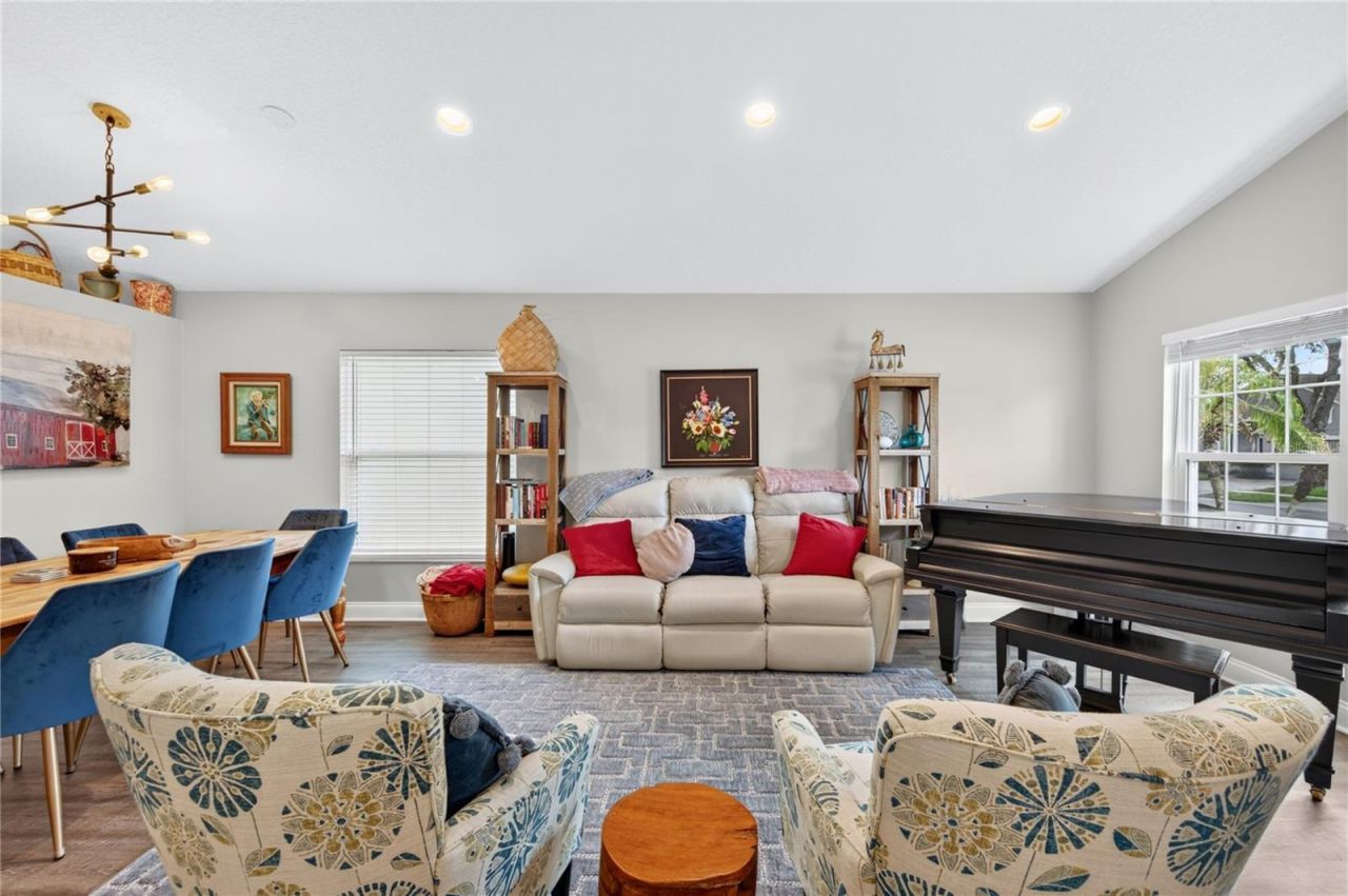 4339 Northern Dancer Way, Orlando, FL 32826 Photo