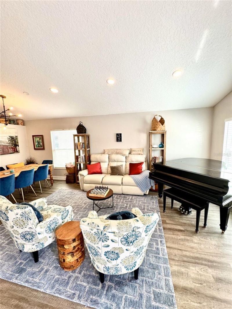 4339 Northern Dancer Way , Orlando, FL 32826 Photo