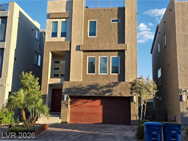 8083 Haywood Estate Avenue, Las Vegas, NV 89113