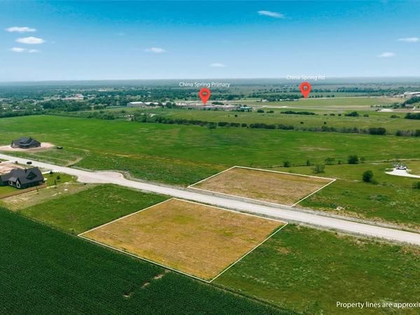 259 Lacek Mill Rd , China Spring, TX 76633